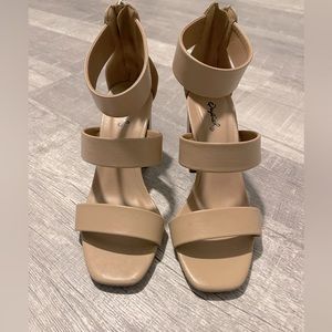 Nude block heels size 6